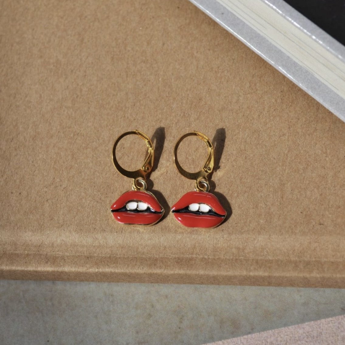 Lip Oorbellen - Goud